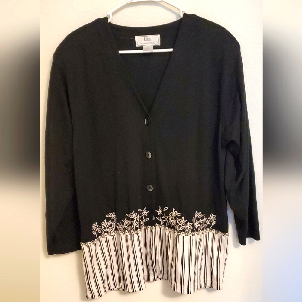 ISA-LONG-LACE-CARDIGAN - BLACK FLOWER2 main image 1